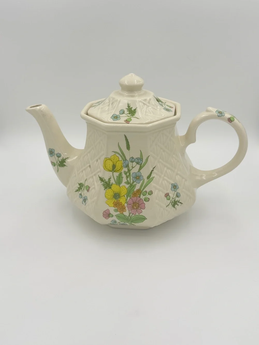 Vintage Sadler Windsor Teapot Basketweave Floral Octagonal Made in England